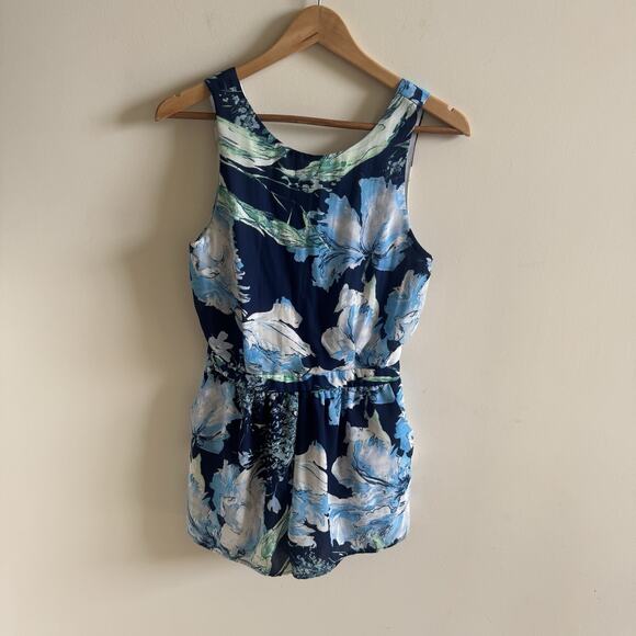 One Clothing Romper Womens S Floral Jumper Romantic Feminine Ocean Core Beach - Picture 1 of 16